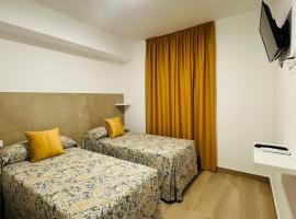 Hotel Quitagolpe, hotel in Jerez de la Frontera