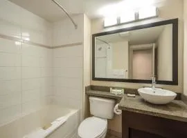 Sandman Hotel & Suites Winnipeg Airport