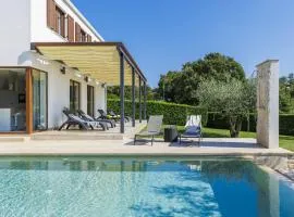 Villa Luna Nera by Interhome