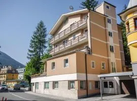 Apartment Schubert-Franz Top 12 by Interhome