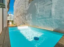Cozy Home In Cala Ratjada With Wifi