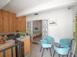 Sam & Chlo Studio & Appartment - Grand Baie - Mauritius, hotel v destinaci Grand Baie