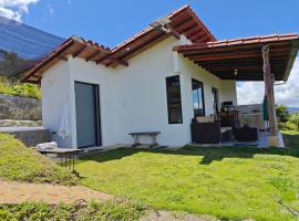Villa Namaste - Cabaña Excélsior, hotell sihtkohas Curití