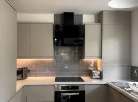 2 Bedroom Flat Bracknell Free Parking