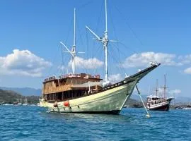 Share trip komodo 3Days 2Nigh Friday-Sunday