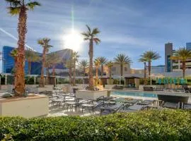 MGM Signature-11-611 Strip View Jacuzzi Studio