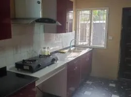 Dee service apartment