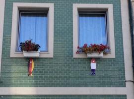 Casa do Cais, romantic hotel in Aveiro