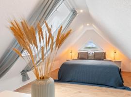PEMATRA Haus Sonnenschein - FeWo Lieblingsplatz, Hotel in Travemünde