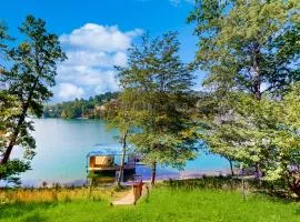 Lakeside Eden