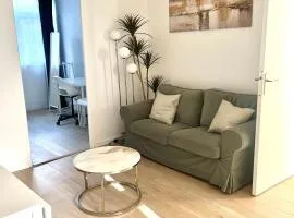 Haven Park - Appartement entier spacieux de 4 chambres 10 min RER D, 35 min de Paris, NETFLIX, FIBRE OPTIQUE, PLACE DE PARKING