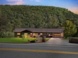 Bear Paw Cottage- 12 mins to Seneca Rocks cottage