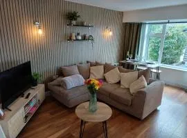 Sunlit garden bungalow