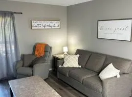 Beautiful condo-no stairs, and arcade games! 5bed