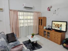 Yajju Homestay 雅居民宿、バトゥパハのホテル