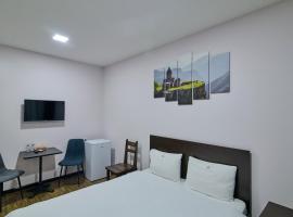 Home inn hotel, hotel v Jerevanu