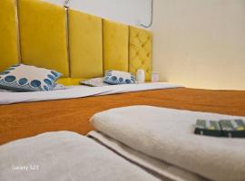 The OrtusStays - Sunrise Room, hotel in Orchha