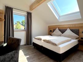 Landgasthaus zur Linde, hotel v destinaci Pleiskirchen