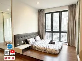 Silksky Cozy Studio -1BR 3pax - Near The MINES, UTAR, UPM, Serdang, Cheras Selatan - Free Parking, Netflixm high Speed WIFI