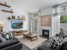 Byron Marvel - Luxury Byron Bay Penthouse Holiday Rental with Balcony, 4 Bedrooms, Sleeps 10 | Winter Escape Deal | Stay Longer & Save | 1 June – 31 August