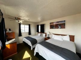 071A Private Studio near South Rim Sleeps 6- No Kitchen