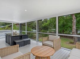 Piri Pearl Beach, 100m To The Beach & Pet Friendly, hotel in Pearl Beach