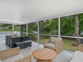 Piri Pearl Beach, 100m To The Beach & Pet Friendly