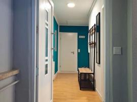 Ferien-Monteurwohnung NOM App2 Sky Terrasse High End, hotel en Northeim