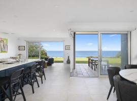 PIHI Beachfront , Pearl Beach, 5beds, 5 bathrooms, hotel a Pearl Beach