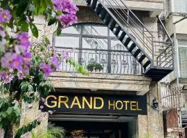 GRAND HOTEL Trịnh Văn Bô