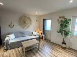 Beau Studio à 100m des plages