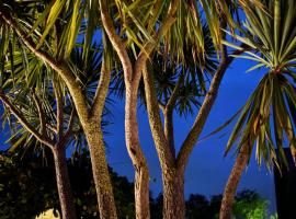 Luxury Lake Front Escape With Hot Tub, accessible hotel in Bonvilston