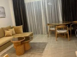 Luxury Brand New Building&Apartment at Madinaty B15