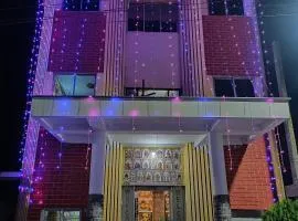 Parivartan Hotel & Lodge、Farakkaのシャレー
