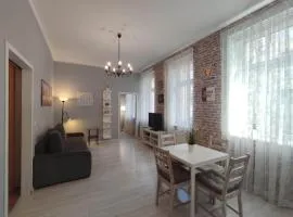 KGHN Apartments Tkacka