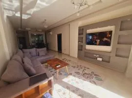 Supreme City Stay in Midtown Compound AUC Avenue