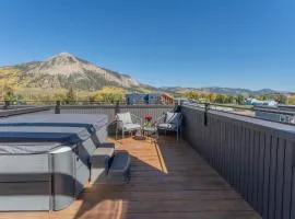 Academy Place | Larkspur