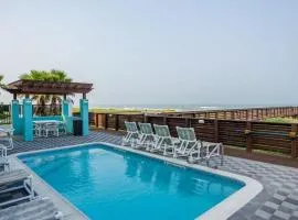 Beachfront 3 Bedroom Condo