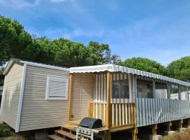 Bungalow confortable à Saint-Jean-de-Monts - 45 m², готель у місті Сен-Жан-де-Мон