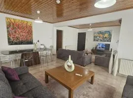 STAY Uptown Apartment