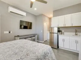 6 Mi to Coachella Festival Serene Studio