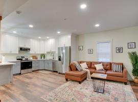Walk to Lititz Springs Park Cozy Getaway!, hotel v destinaci Lititz