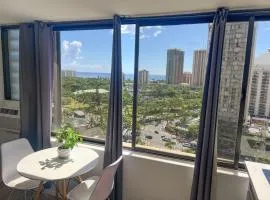 Hawaiian Monarch 1804 condo
