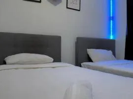 Mahzan Room 2