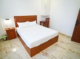 GH Grand Park, Hotel in Angamaly