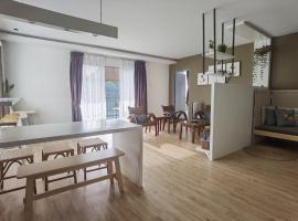 Emerald Avenue Cozy 3R3B Apartment 822, golf hotel in Brinchang