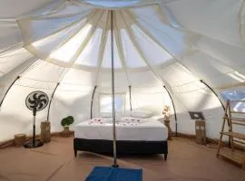 VentoVinte Beach Club Tents