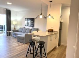 Apartamento en Tenerife - Alcalá - con vistas al Teide, hotel em Alcalá de Henares