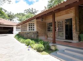 Rosa Casa Jardim da Serra, ξενοδοχείο σε Canela