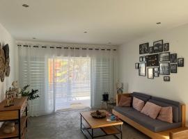 Casa Branca, holiday home in Ponta do Sol